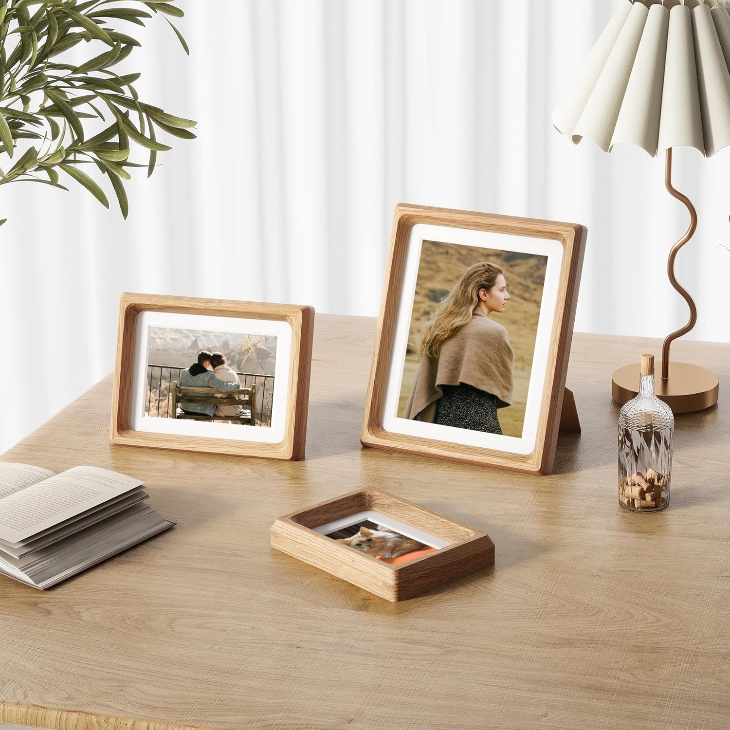 Alternative view of Natural Oak Wood 5x7 Picture Frame with Mat for 4x6 Display